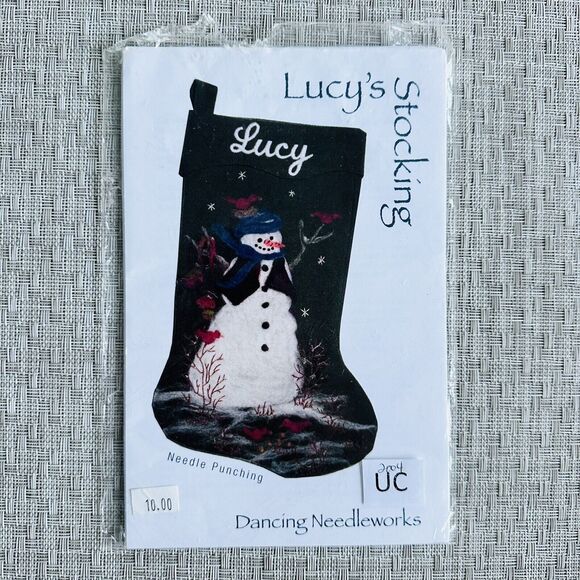 “LUCY'S STOCKING" NEEDLE PUNCHING PATTERN WOOL NEEDLE FELTING PATTERN - Picture 1 of 2